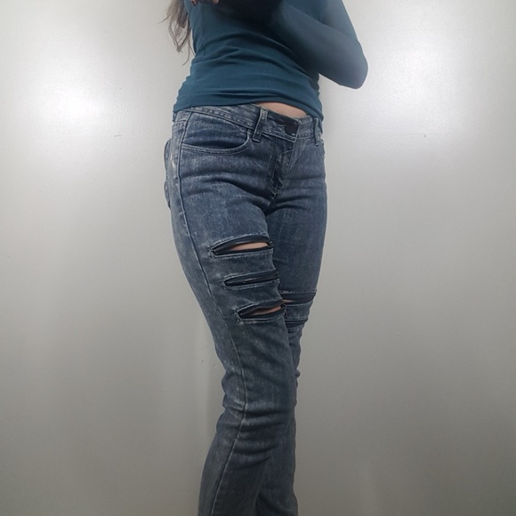 Y2K Vintage 2000’s Hip Hop Rocawear Denim Jeans Zipper Cut Distressed Pants - Picture 4 of 8